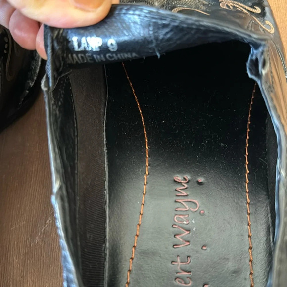 Mens Robert Wayne "Lamp" Black With Cross Design On Front Leather Loafers SZ 9 - Picture 9 of 12